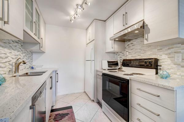 Guildford At Century Village, 2070 Guildford D, Boca Raton, Florida 33434, image 1