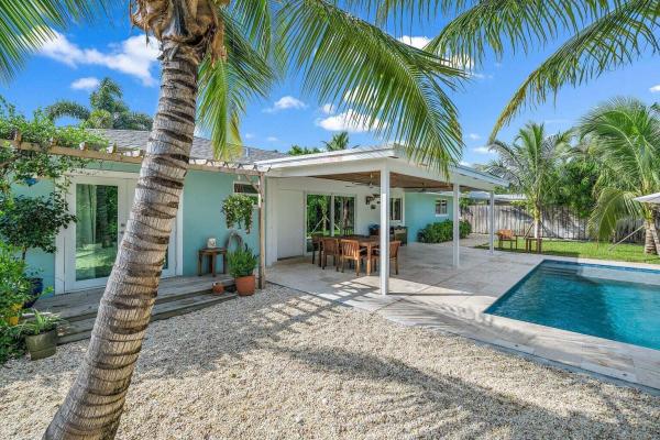 Jupiter In The Pines, 356 Mars Ave, Tequesta, Florida 33469, image 1