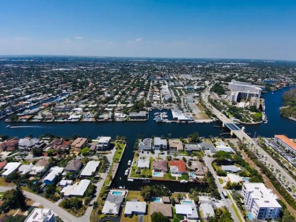 Manhattan Beach Properties, 120 SE 20th Ave, Deerfield Beach, Florida 33441, image 2