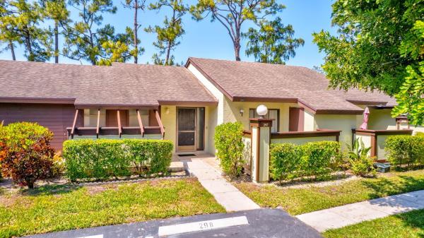 Strathmore Gate West, 297 Cactus Hill Ct, Royal Palm Beach, Florida 33411, image 1