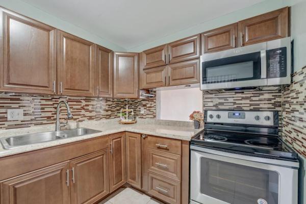 176 Lake Carol Dr, West Palm Beach, Florida 33411, image 1