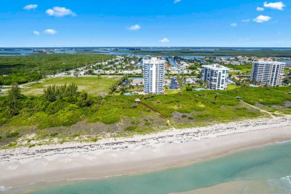 Aquanique Ocean Club, 2700 N Highway A1a #407, Fort Pierce, Florida 34949, image 1