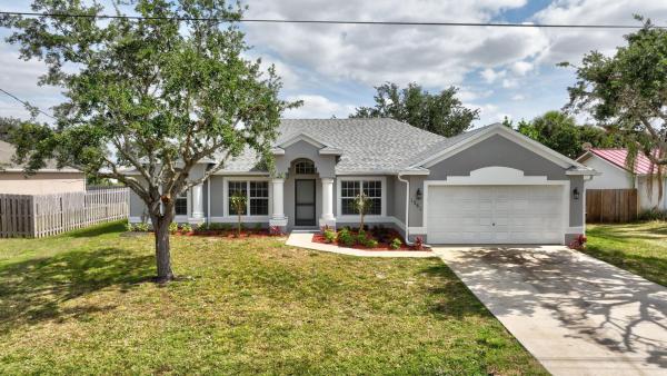 Hidden Oaks, 1381 SW Bougainvillea Ave, Port St. Lucie, Florida 34953, image 1