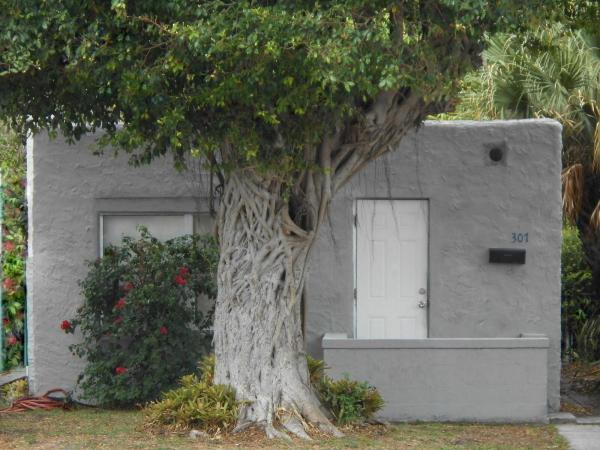 Lake Worth Town, 307 S F St, Lake Worth Beach, Florida 33460, image 1