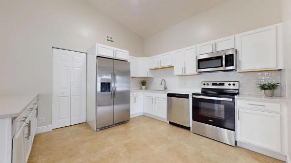 Lakeside Green, 4303 Willow Brook Cir, West Palm Beach, Florida 33417, image 1