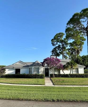 Sugar Pond Manor, 13571 Jonquil Pl, Wellington, Florida 33414, image 1