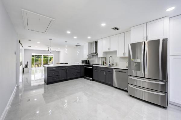 Boca Lakes, 21070 Covington Dr, Boca Raton, Florida 33433, image 1