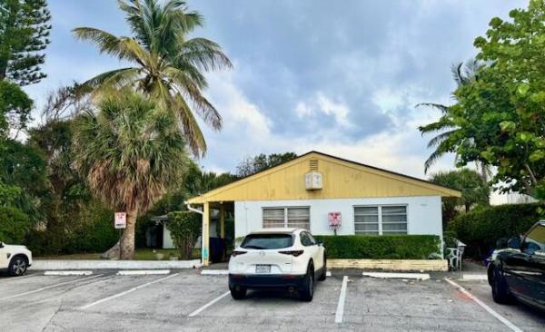 Palm Beach Shores Residential, 110 Cascade Ln #1, Palm Beach Shores, Florida 33404, image 2