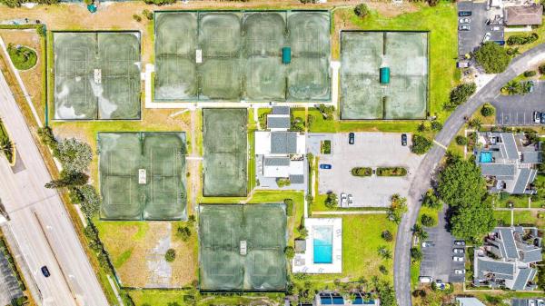 Tennis Villas At Jupiter Ocean & Racquet Club, 1605 S Us Highway 1, Jupiter, Florida 33477, image 1