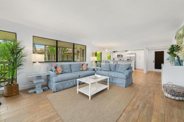 Golf Villas, 632 Brackenwood Cv, Palm Beach Gardens, Florida 33418, image 3
