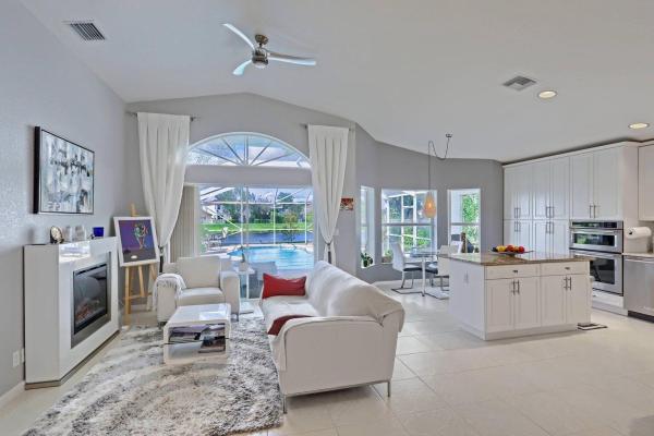 Lakefield South, 15151 Banbury Way, Wellington, Florida 33414, image 1