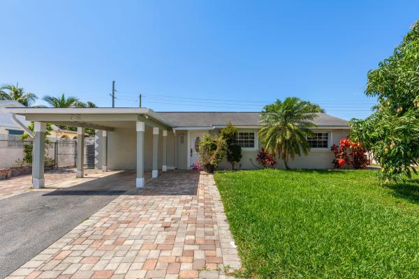 Royal Pines, 4896 Royal Ct S, West Palm Beach, Florida 33415, image 2