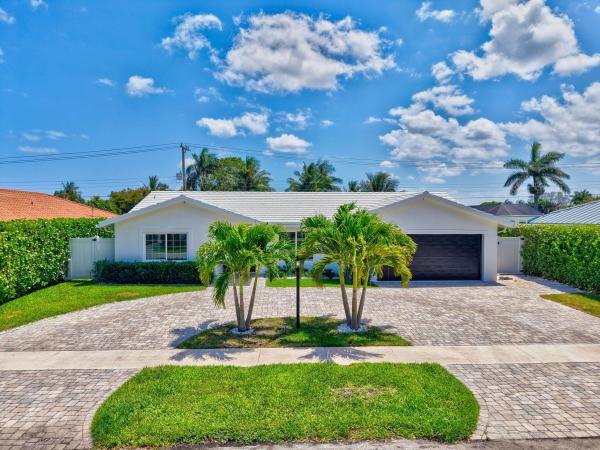 Boca Raton Square, 998 SW 7th St, Boca Raton, Florida 33486, image 1