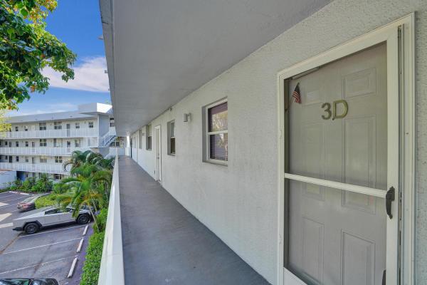 Royal Park, 105 Royal Park Dr #3d, Oakland Park, Florida 33309, image 1