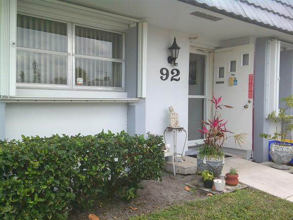 Fernley 1 At Cresthaven Townhomes, 2886 Fernley Dr #92, West Palm Beach, Florida 33415, image 1