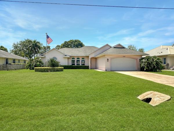 5207 Indian Bend Ln, Fort Pierce, Florida 34951, image 1