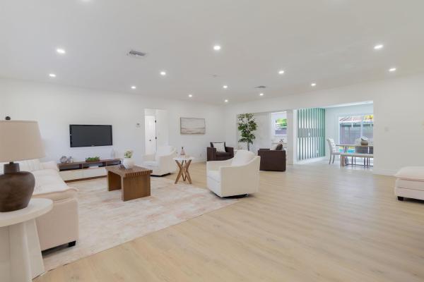 The Cove, 739 SE 11th Ave, Deerfield Beach, Florida 33441, image 1