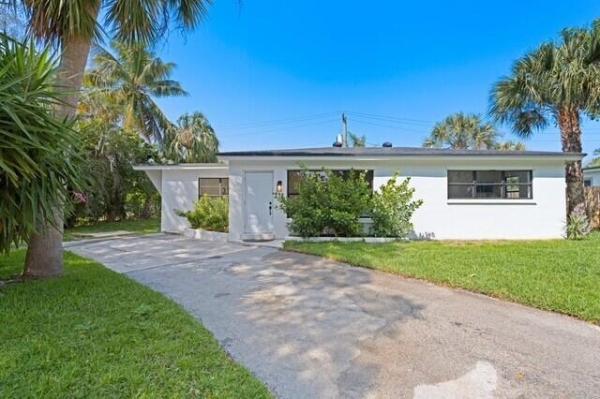 Winfield Park, 235 NE 20th St, Boca Raton, Florida 33431, image 1