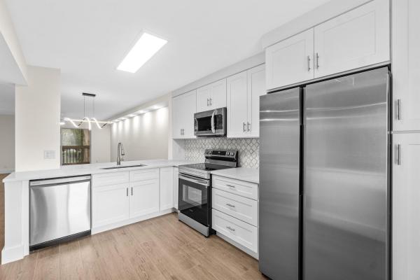 Huntington Lakes 5, 7350 Kinghurst Dr #305, Delray Beach, Florida 33446, image 1
