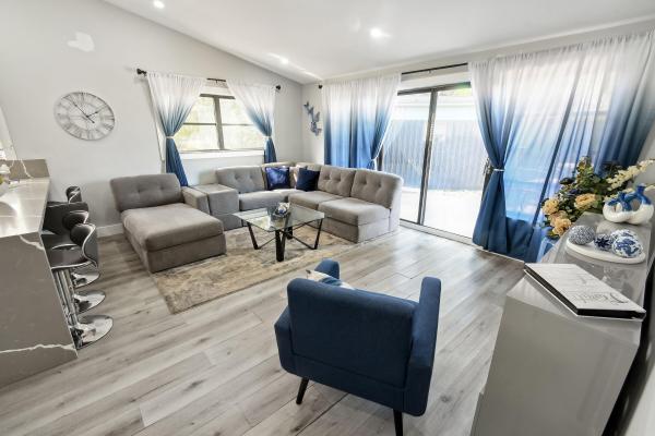 Palm Beach Colony, 800 Hibiscus Dr, Royal Palm Beach, Florida 33411, image 3