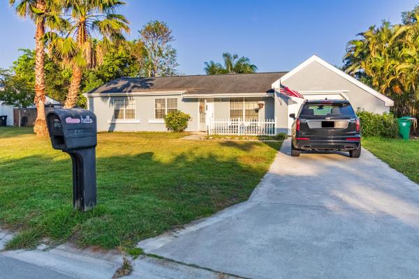 Lyngate, 2097 SE New York St, Port St. Lucie, Florida 34952, image 1