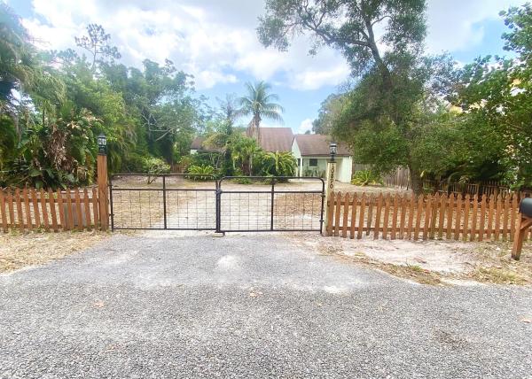 10890 SE Linden St, Jupiter, Florida 33469, image 1