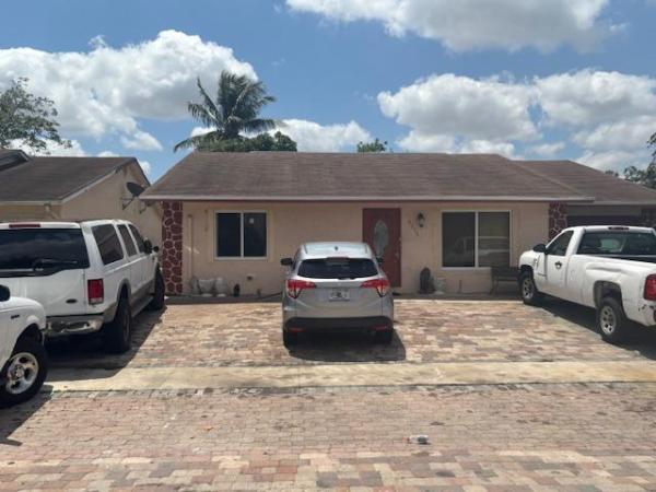 Brentwood Lakes, 6258 Wauconda Way W, Lake Worth, Florida 33463, image 1