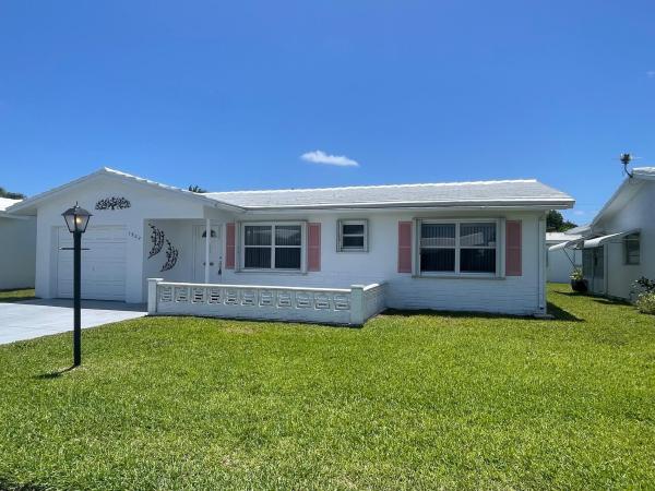Palm Beach Leisureville, 1902 SW 13th Ter, Boynton Beach, Florida 33426, image 1