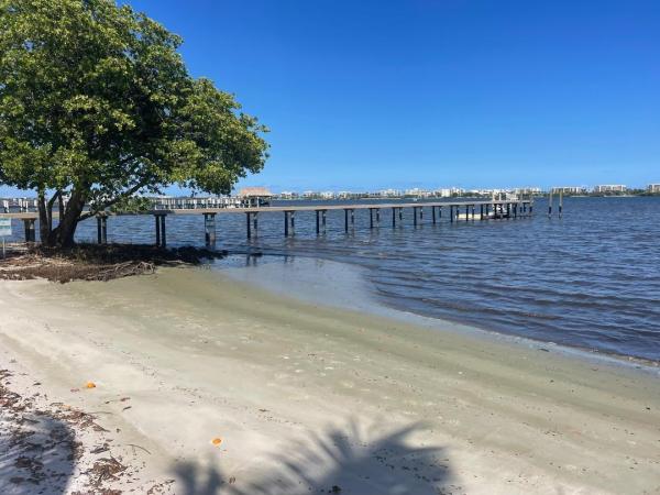 1432 S Lakeside Dr #11, Lake Worth Beach, Florida 33460, image 1