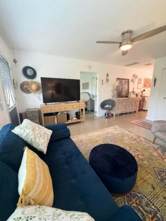 Palm Beach Shore Acres, 11 Tropical Dr, Ocean Ridge, Florida 33435, image 1