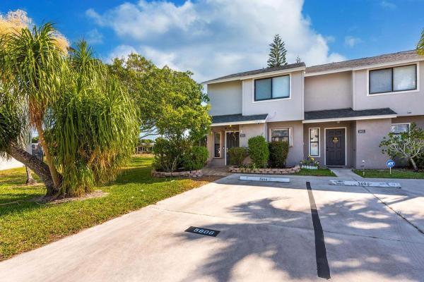 Canalake, 5606 Channel Dr, Lake Worth Beach, Florida 33463, image 1