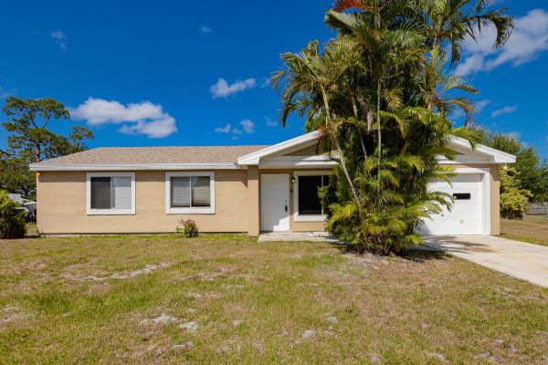 Lyngate, 1938 SE Redwing Cir, Port St. Lucie, Florida 34952, image 1