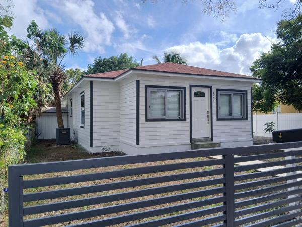 Northwood Harbor, 422 49th St, West Palm Beach, Florida 33407, image 1