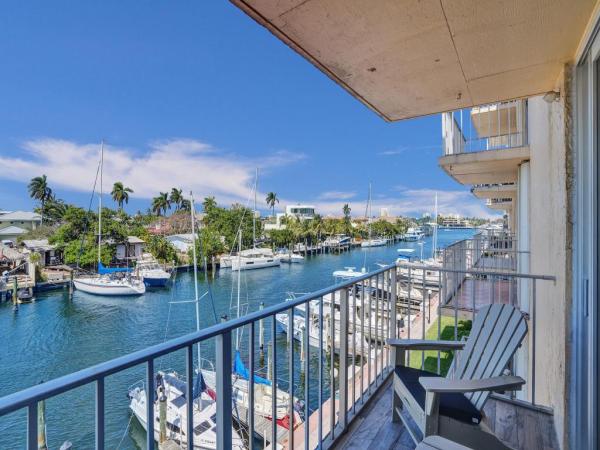 Cromwell East, 1777 SE 15th St #304, Fort Lauderdale, Florida 33316, image 1
