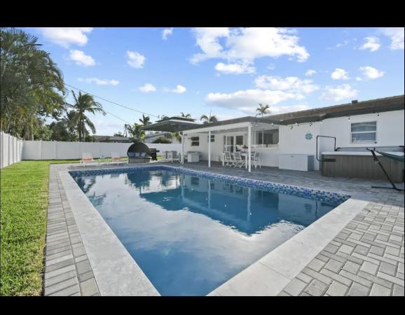 Pompano Waterway Estates, 5040 NE 22nd Ave, Lighthouse Point, Florida 33064, image 1