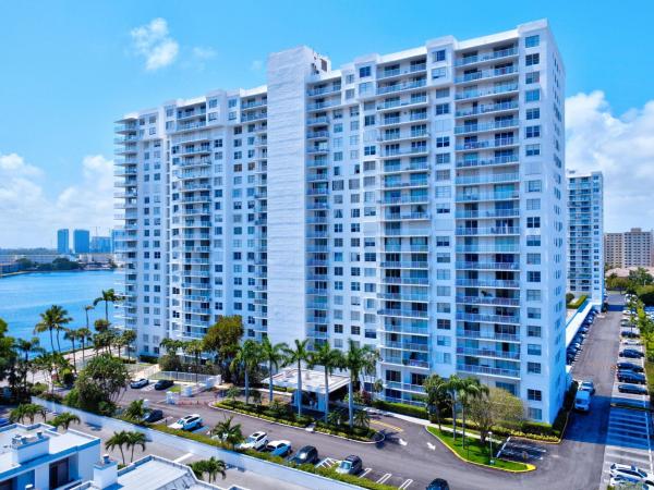 Admirals Port, 2851 NE 183rd St #512e, Aventura, Florida 33160, image 1