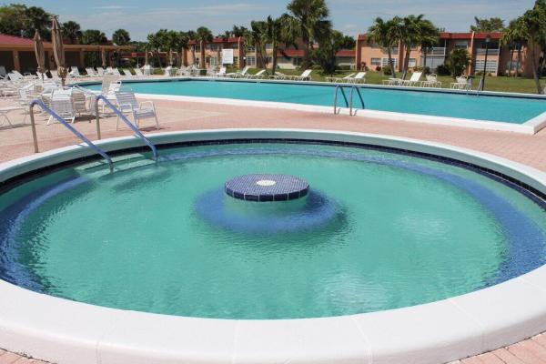 211 Lake Dora Dr, West Palm Beach, Florida 33411, image 1