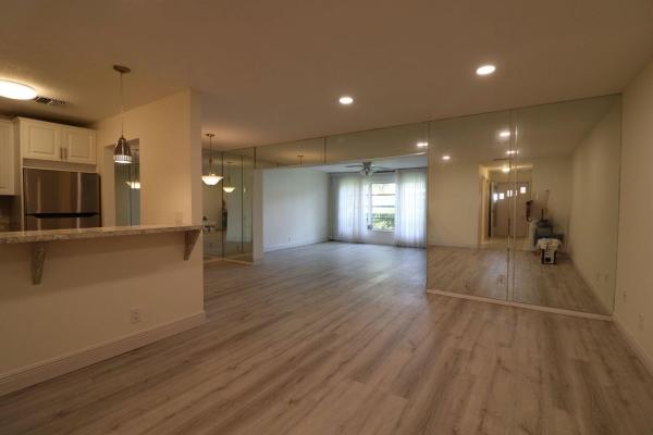 Fernley 4 At Cresthaven Townhomes, 5800 Fernley Dr W #10, West Palm Beach, Florida 33415, image 3
