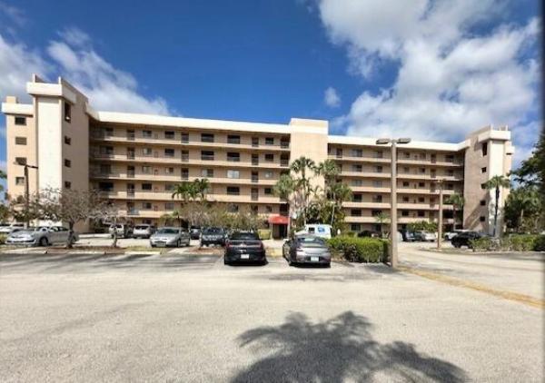 Lucerne Pointe, 7770 Tahiti Ln #202, Lake Worth Beach, Florida 33467, image 1