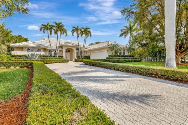 Bear Lakes Estates North, 2465 Chesapeake Cir, West Palm Beach, Florida 33409, image 1