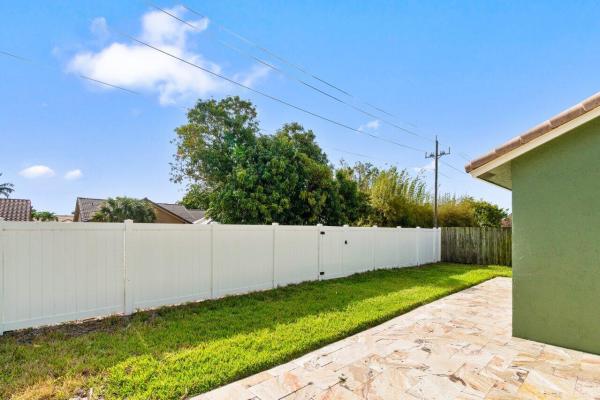 Country Fair, 6141 Country Fair Cir, Boynton Beach, Florida 33437, image 2