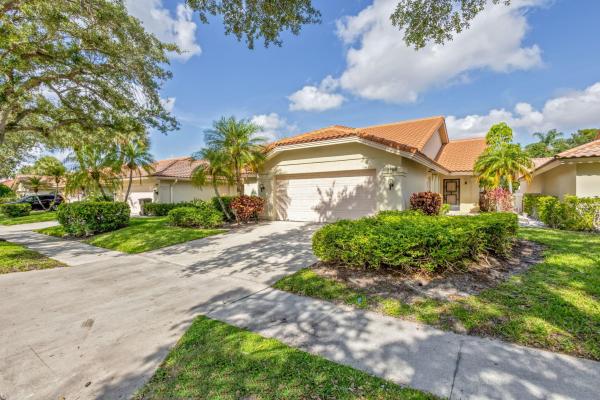 Saratoga Pointe, 2795 Hawthorne Ln, West Palm Beach, Florida 33409, image 1