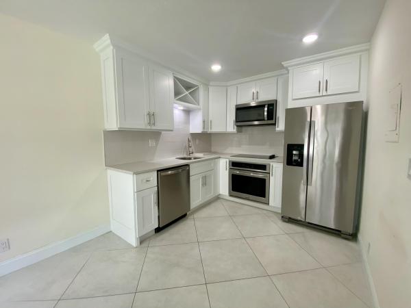 296 Burgundy G, Delray Beach, Florida 33484, image 1