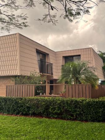 Village Of Sandalwood Lakes South, 5621 56th Way, West Palm Beach, Florida 33409, image 1
