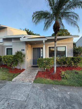 Canalakes, 401 Shoreview Drive Dr, Greenacres, Florida 33463, image 1