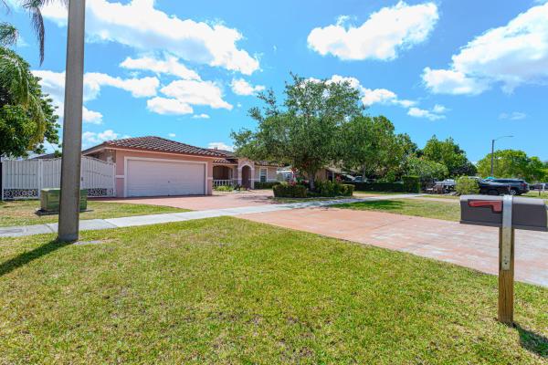 22031 SW 127th Ave, Unincorporated Dade County, Florida 33170, image 1