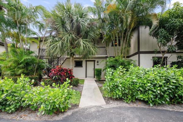 Bagattelle, 13334 Polo Club Rd #240, Wellington, Florida 33414, image 1