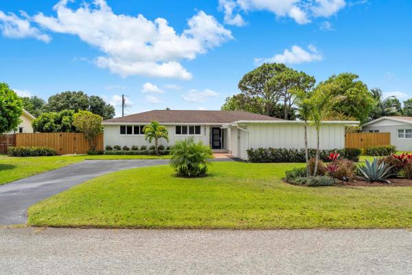 Lake Clarke Shores No HOA, 1806 Barbados Rd, Lake Clarke Shores, Florida 33406, image 1