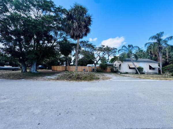 West Gate Estates, 2835 Nokomis Ave, West Palm Beach, Florida 33409, image 1