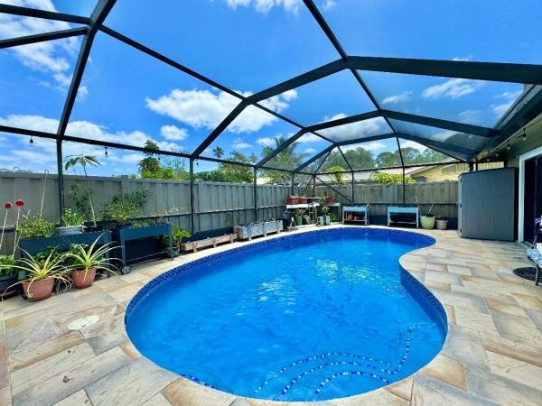 Westwood Gardens, 5424 Eagle Lake Dr, Palm Beach Gardens, Florida 33418, image 2